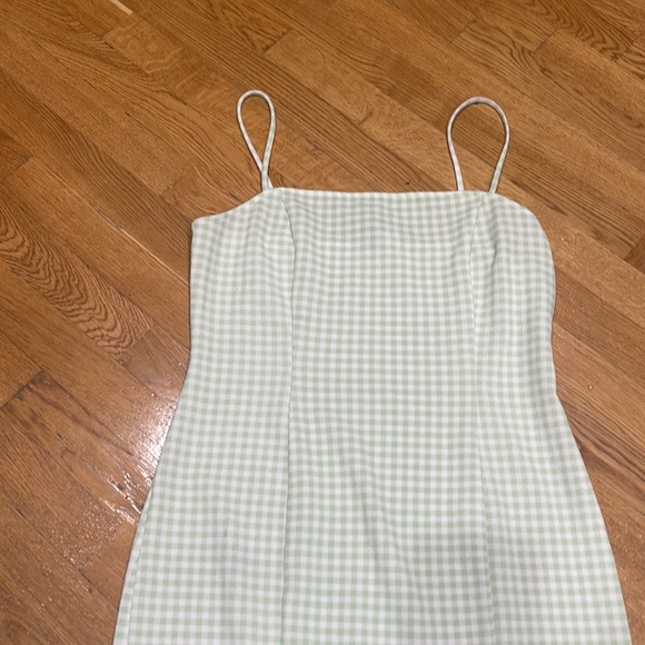 Beautiful sexy midi dress with a slit and spaghetti straps - Picture 2 of 4